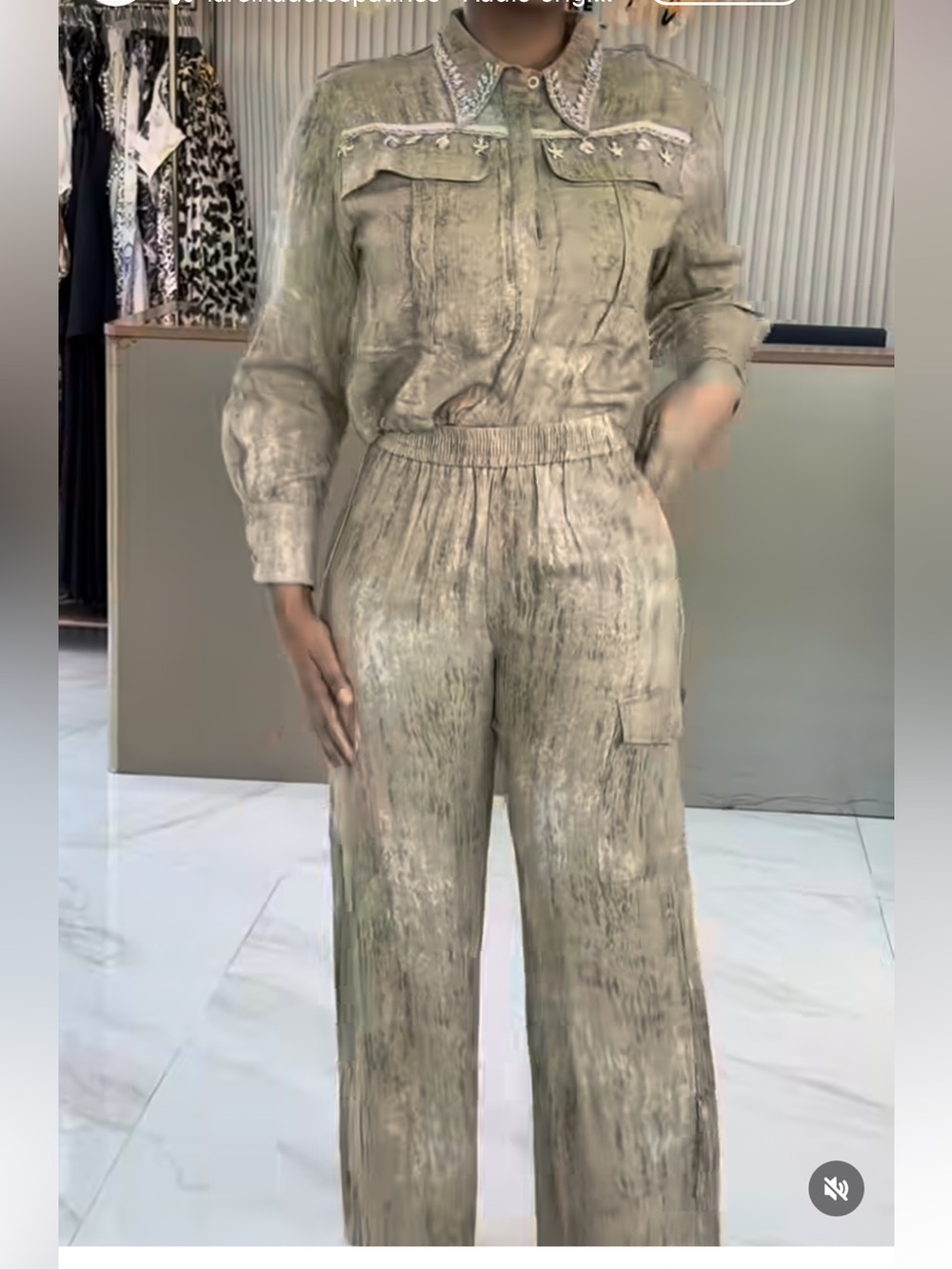Vintage-Inspired Women's Two-Piece Pantsuit in Taupe